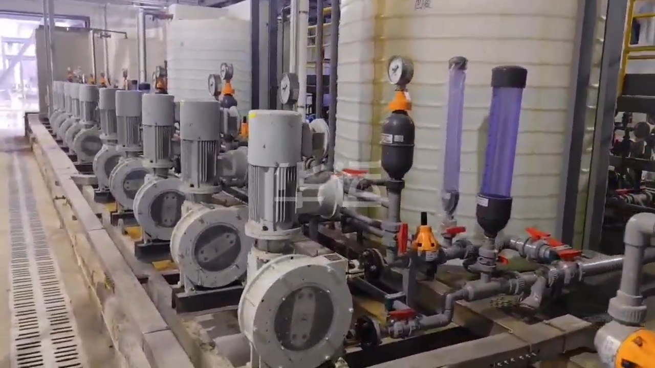 Huayun Machinery Hose Pumps Empower Domestic Oilfield Purification Projects, Enhancing Deep-Treatment Dosing Systems